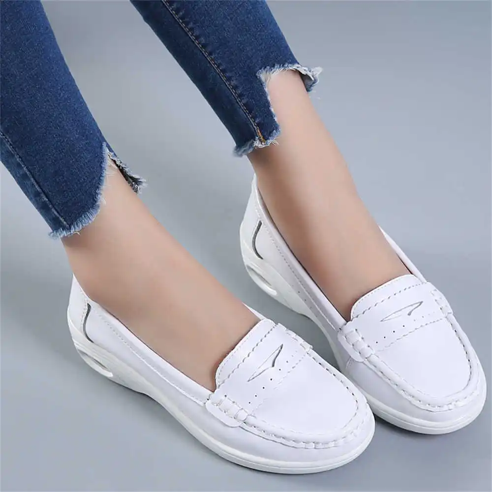 Resale Women'S Formal Wear - Dikke zool Slip-on witte trainers voor