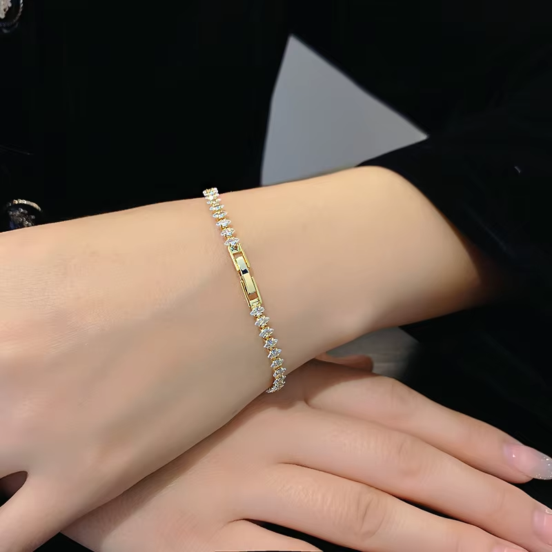 Sierlijke gouden CZ-armband –  - Formal Wear Jewelry For Women recensie en prijs